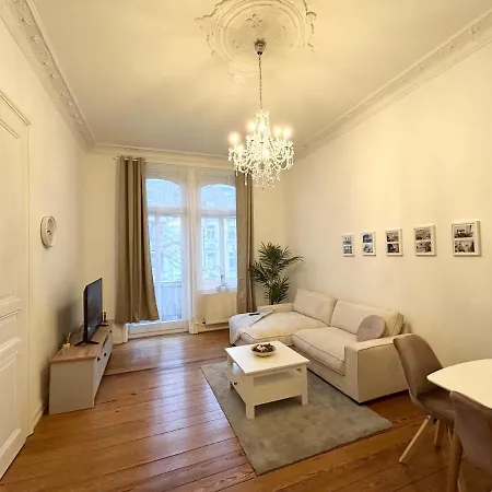Idee Living: Traumhaftes Altbau - Balkon * Wiesbaden