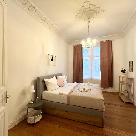 Idee Living: Traumhaftes Altbau - Balkon *