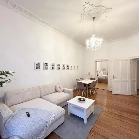 Idee Living: Traumhaftes Altbau - Balkon *